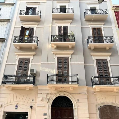 Apartment City Center Eighty-Five Бари Екстериор снимка
