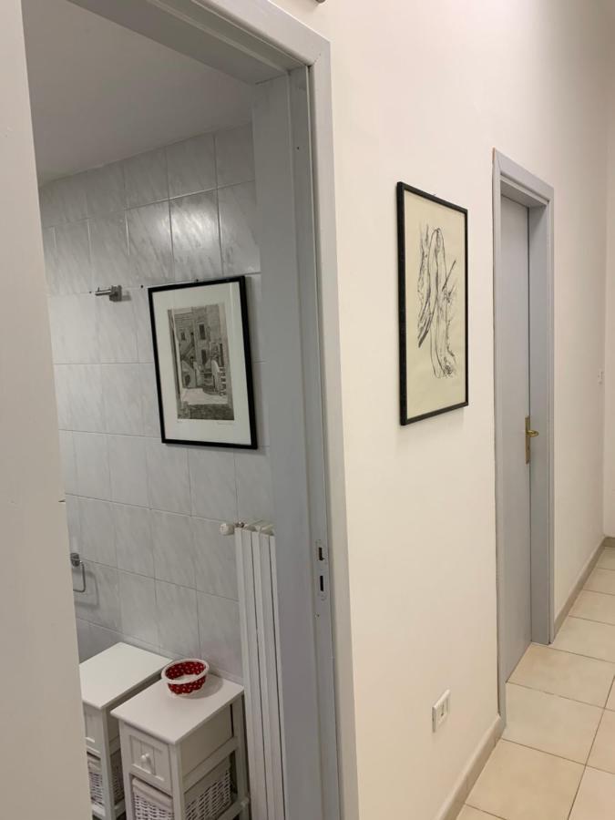 Apartment City Center Eighty-Five Бари Екстериор снимка