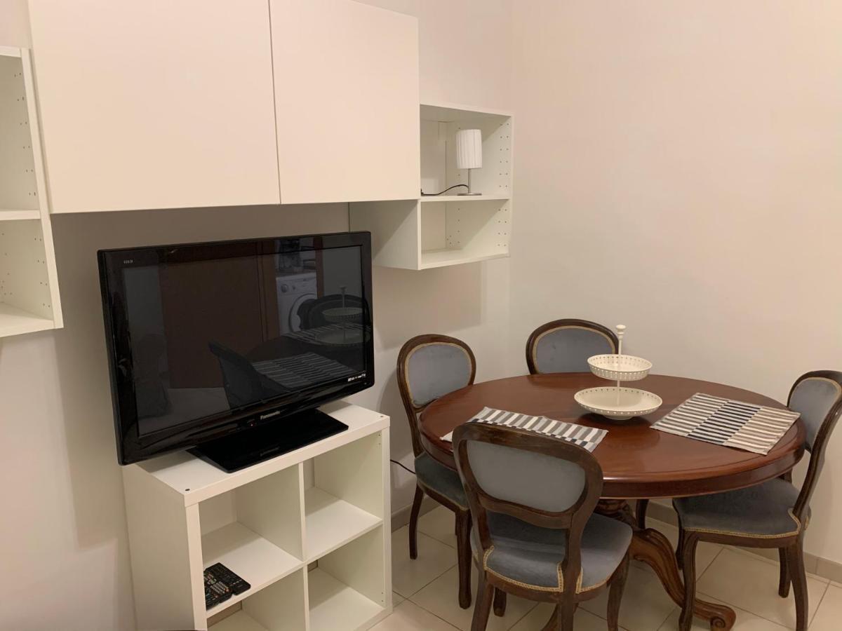 Apartment City Center Eighty-Five Бари Екстериор снимка
